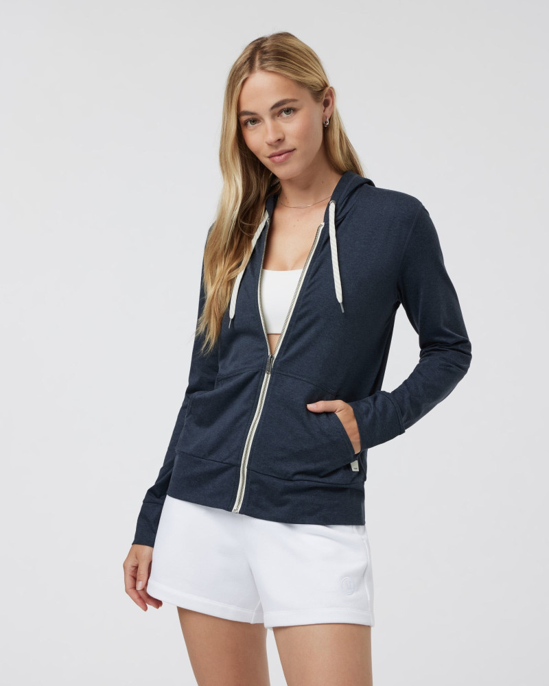 Caroline Kelley featured in  the vuori catalogue for Holiday 2024