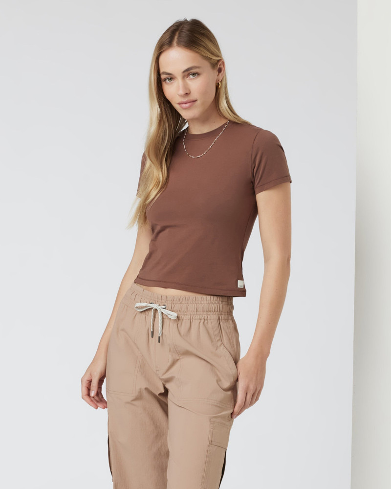 Caroline Kelley featured in  the vuori catalogue for Holiday 2024