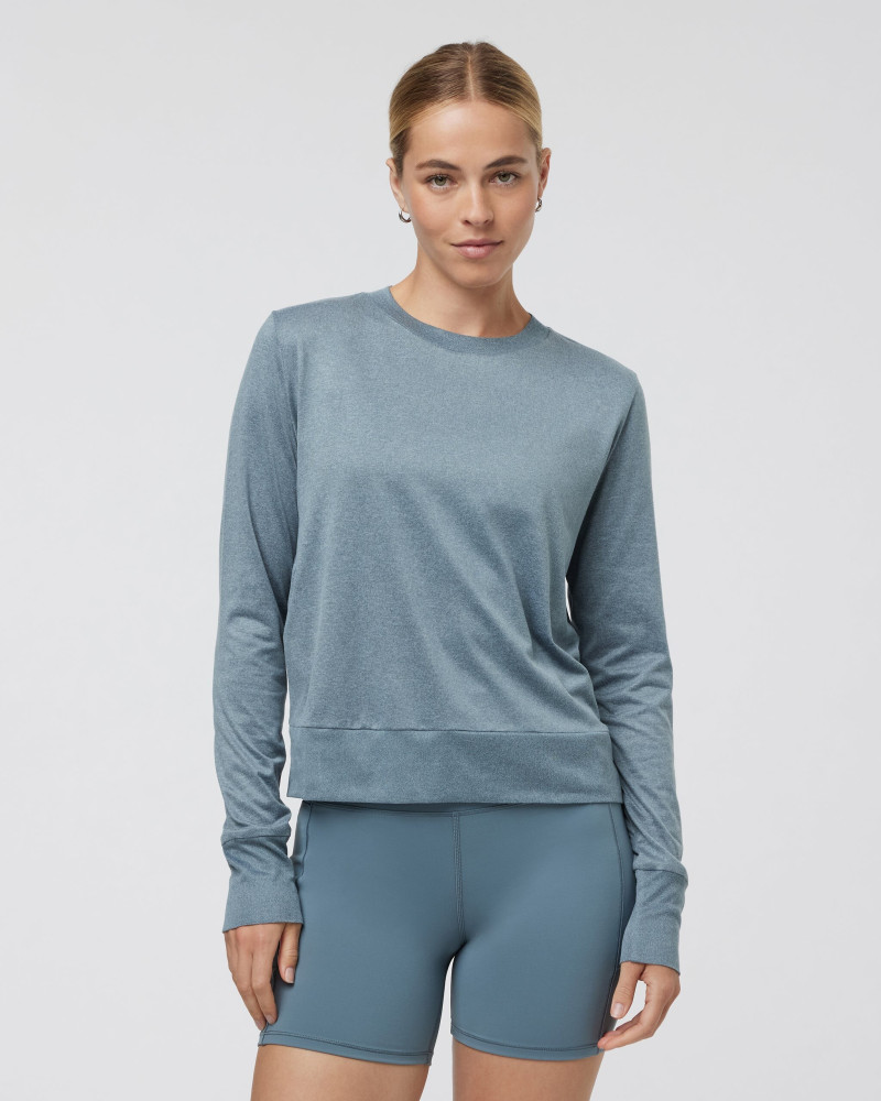 Caroline Kelley featured in  the vuori catalogue for Holiday 2024