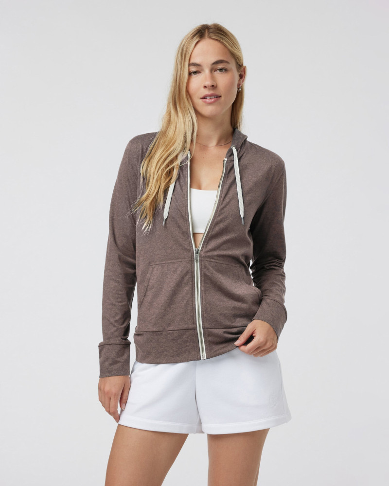 Caroline Kelley featured in  the vuori catalogue for Holiday 2024
