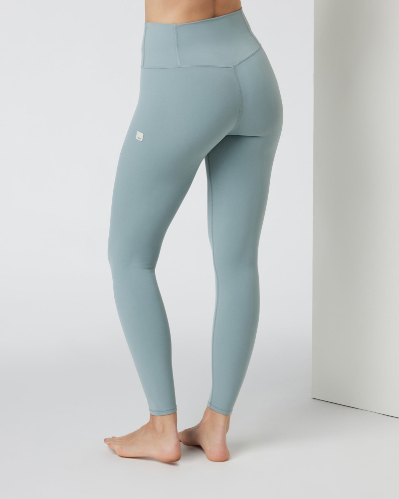 Caroline Kelley featured in  the vuori catalogue for Holiday 2024