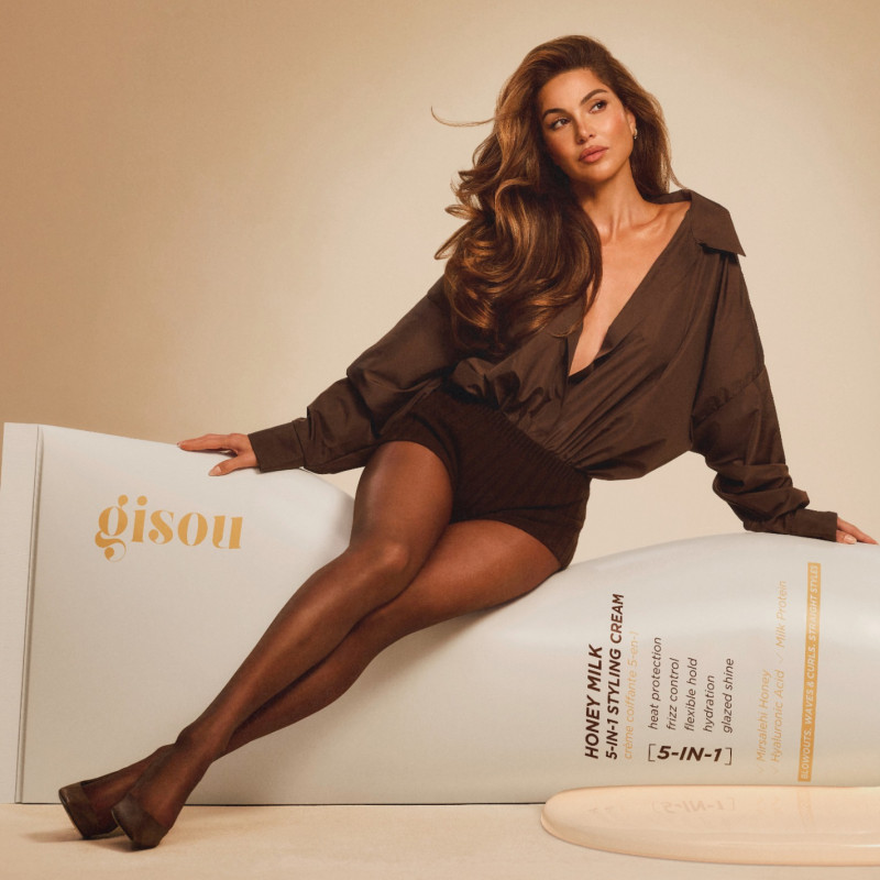 Gisou advertisement for Fall 2025