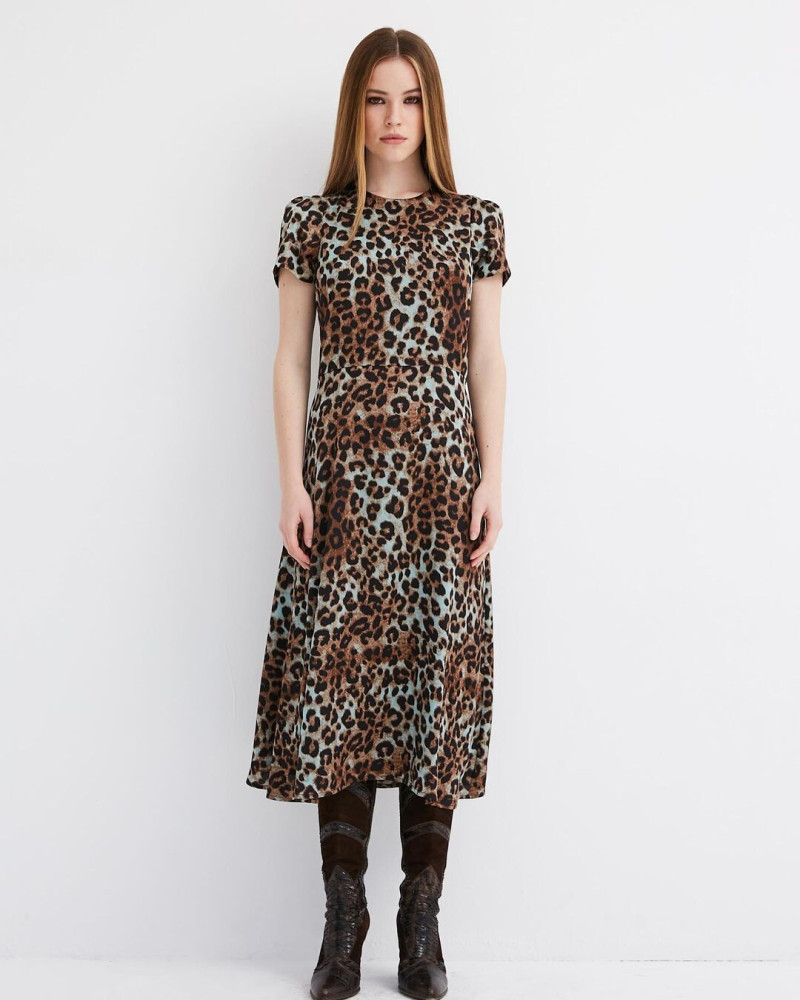 Natasha Kozyreva featured in  the Yulia\'sway catalogue for Holiday 2022