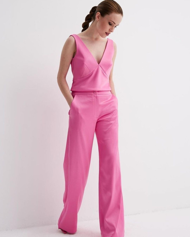 Natasha Kozyreva featured in  the Yulia\'sway catalogue for Holiday 2022
