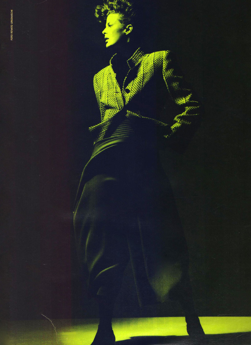 Elizabeth Josie Borain featured in  the Erreuno advertisement for Autumn/Winter 1989