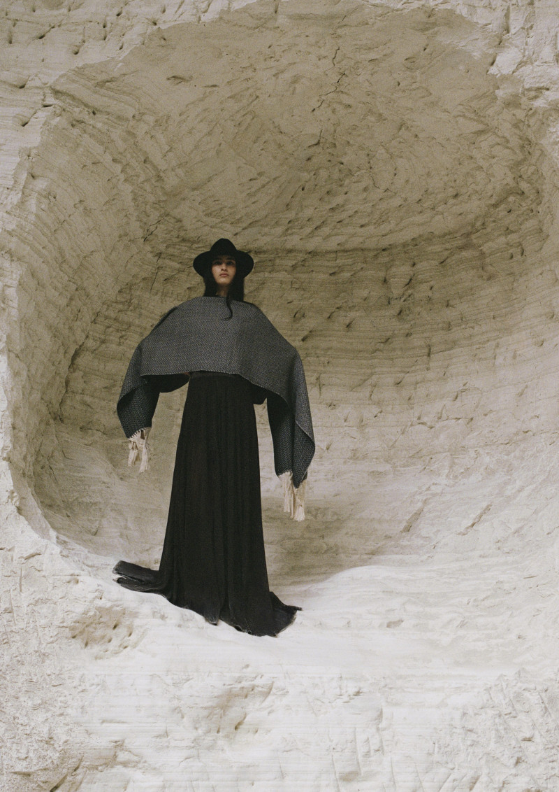 H&M Lorena Saravia Collection advertisement for Autumn/Winter 2025