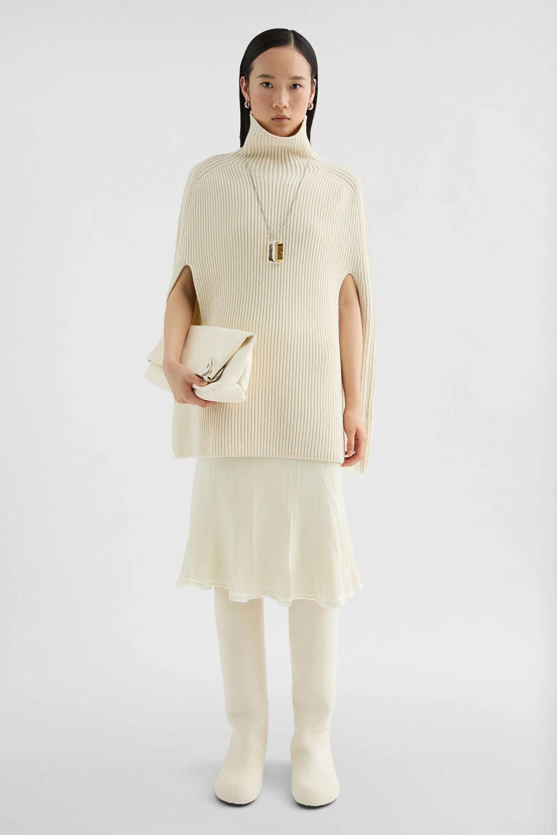 Jil Sander lookbook for Pre-Fall 2025
