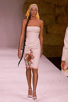 Arkadius fashion show for Spring/Summer 2001