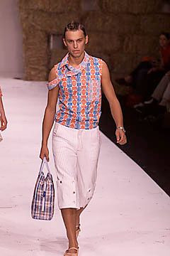Arkadius fashion show for Spring/Summer 2001