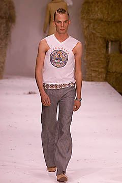 Arkadius fashion show for Spring/Summer 2001