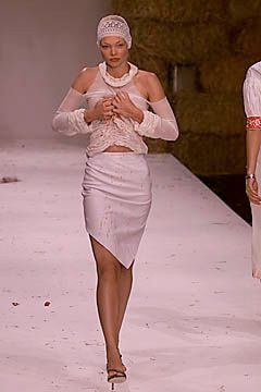 Arkadius fashion show for Spring/Summer 2001