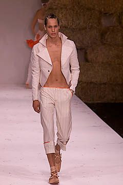 Arkadius fashion show for Spring/Summer 2001