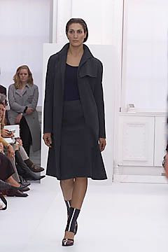 Burberry fashion show for Spring/Summer 2001