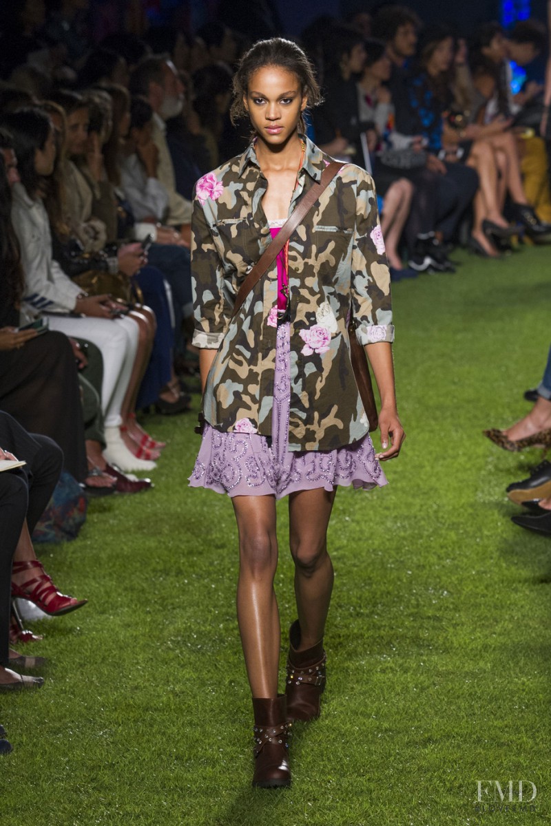 Melanie Engel featured in  the be Blumarine fashion show for Spring/Summer 2015