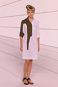 Hussein Chalayan fashion show for Spring/Summer 2001