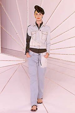Hussein Chalayan fashion show for Spring/Summer 2001
