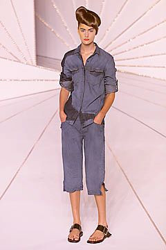 Hussein Chalayan fashion show for Spring/Summer 2001