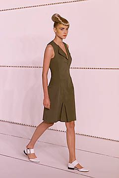 Hussein Chalayan fashion show for Spring/Summer 2001