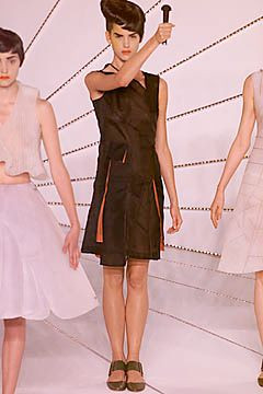 Hussein Chalayan fashion show for Spring/Summer 2001