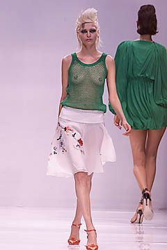 Clements Ribeiro fashion show for Spring/Summer 2001
