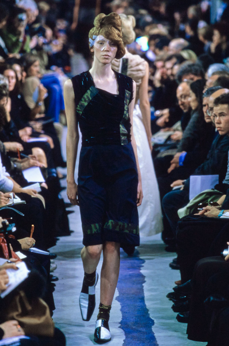 Comme Des Garcons fashion show for Spring/Summer 2001