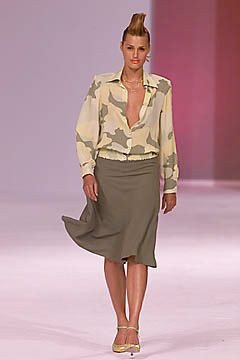 Matthew Williamson fashion show for Spring/Summer 2001