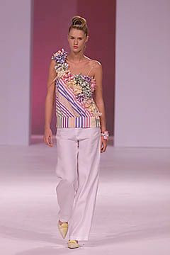 Matthew Williamson fashion show for Spring/Summer 2001