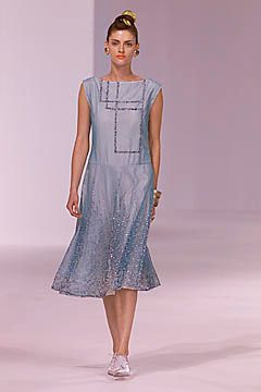 Matthew Williamson fashion show for Spring/Summer 2001