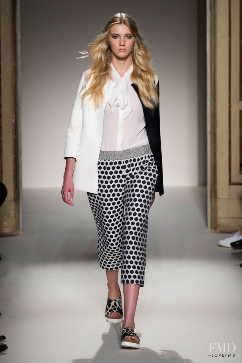 Simonetta Ravizza fashion show for Spring/Summer 2015