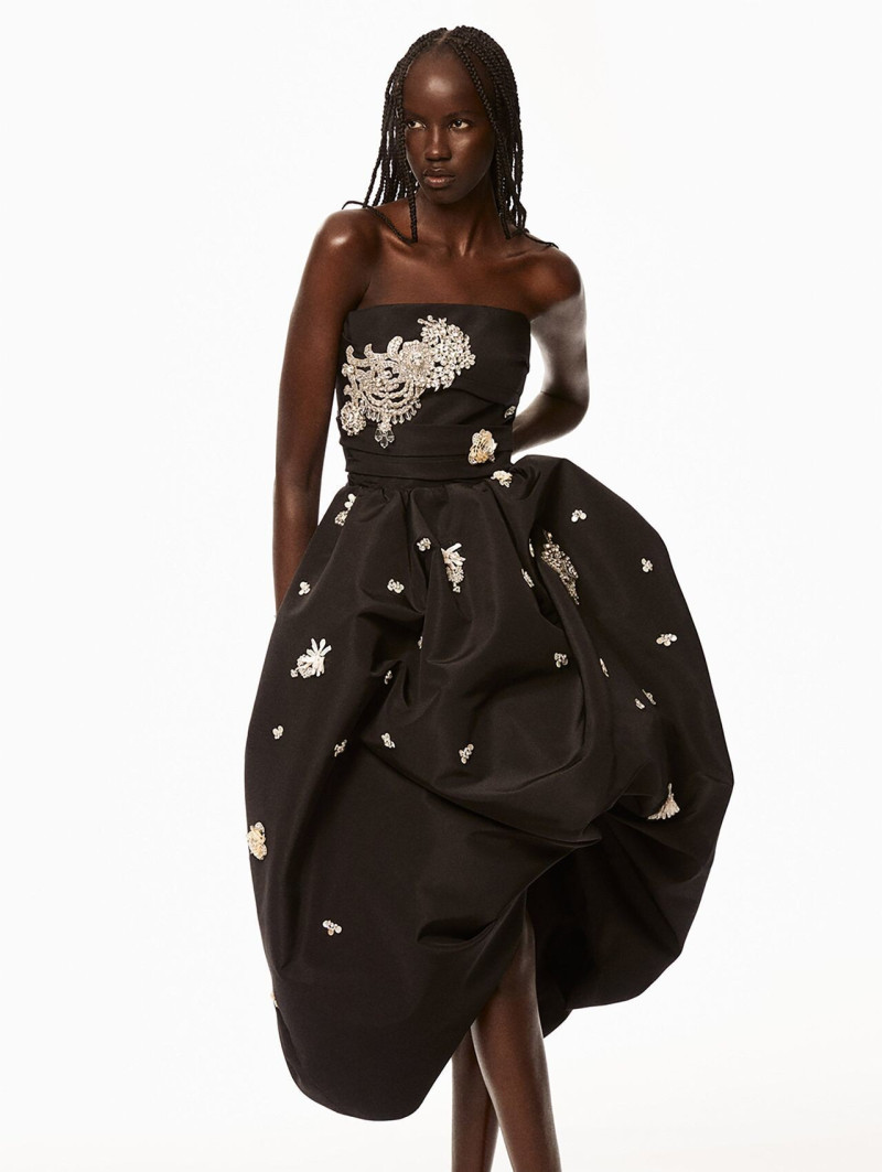 Oscar de la Renta lookbook for Resort 2026