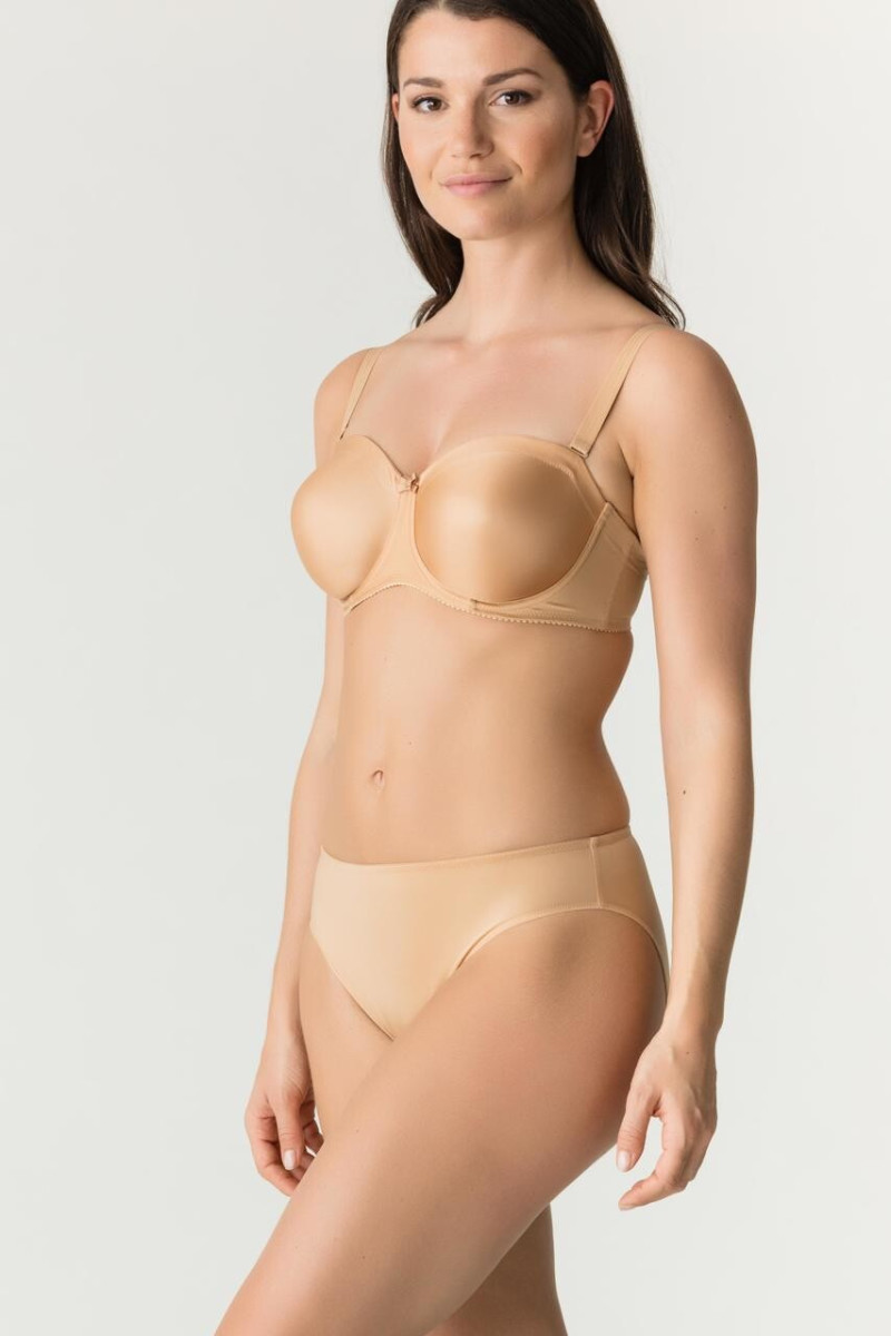 Sabrina Laporte featured in  the Prima Donna catalogue for Spring/Summer 2019