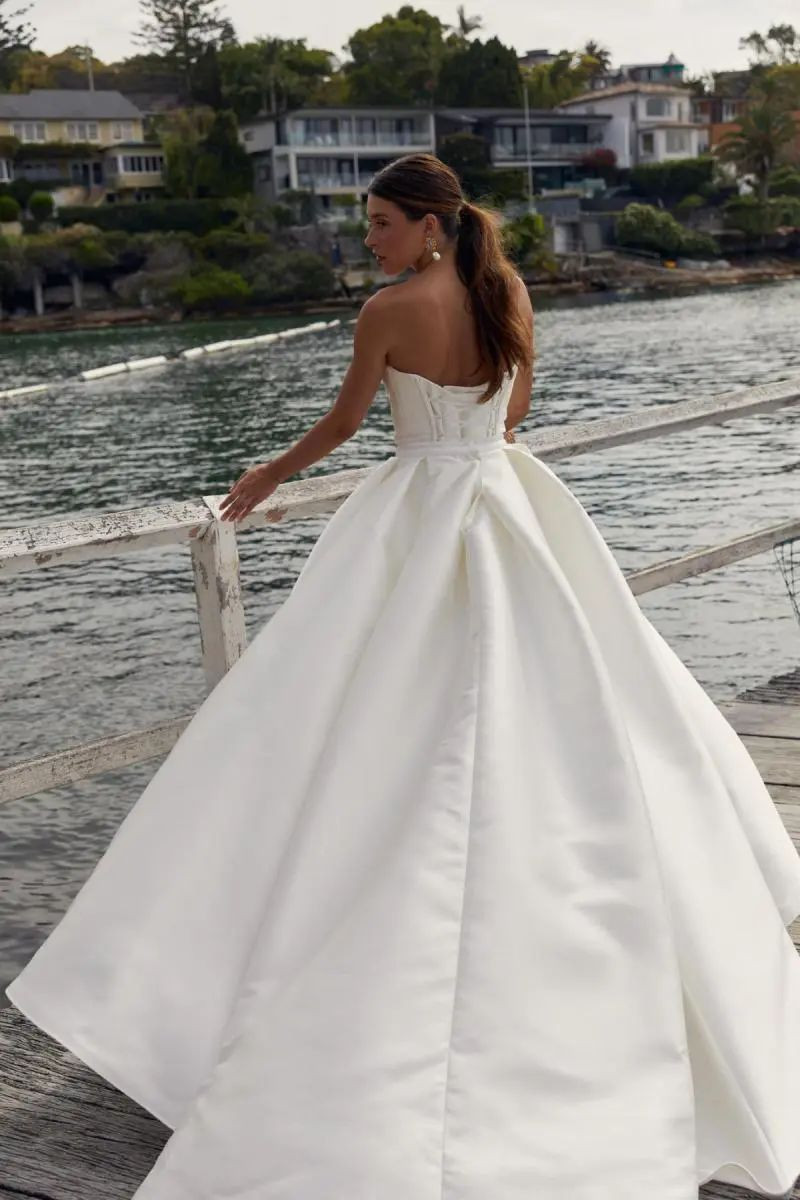 Nuria Oliu Sanchez featured in  the KWH Bridal - Karen Willis Holmes lookbook for Summer 2024