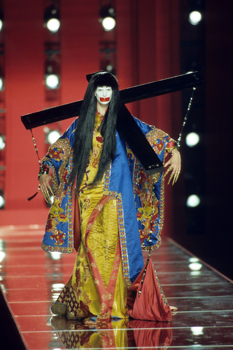 Christian Dior Haute Couture fashion show for Autumn/Winter 2000