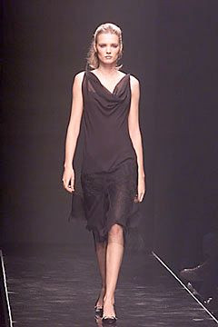 Alberta Ferretti fashion show for Autumn/Winter 2000