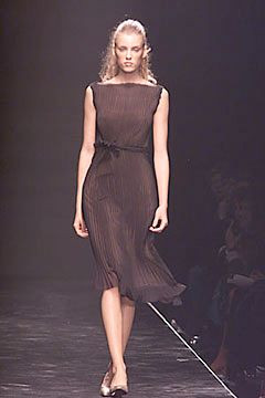 Alberta Ferretti fashion show for Autumn/Winter 2000