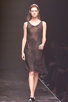 Alberta Ferretti fashion show for Autumn/Winter 2000