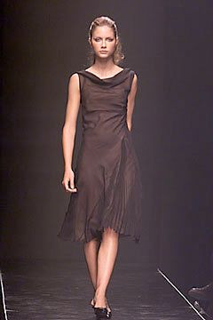 Alberta Ferretti fashion show for Autumn/Winter 2000