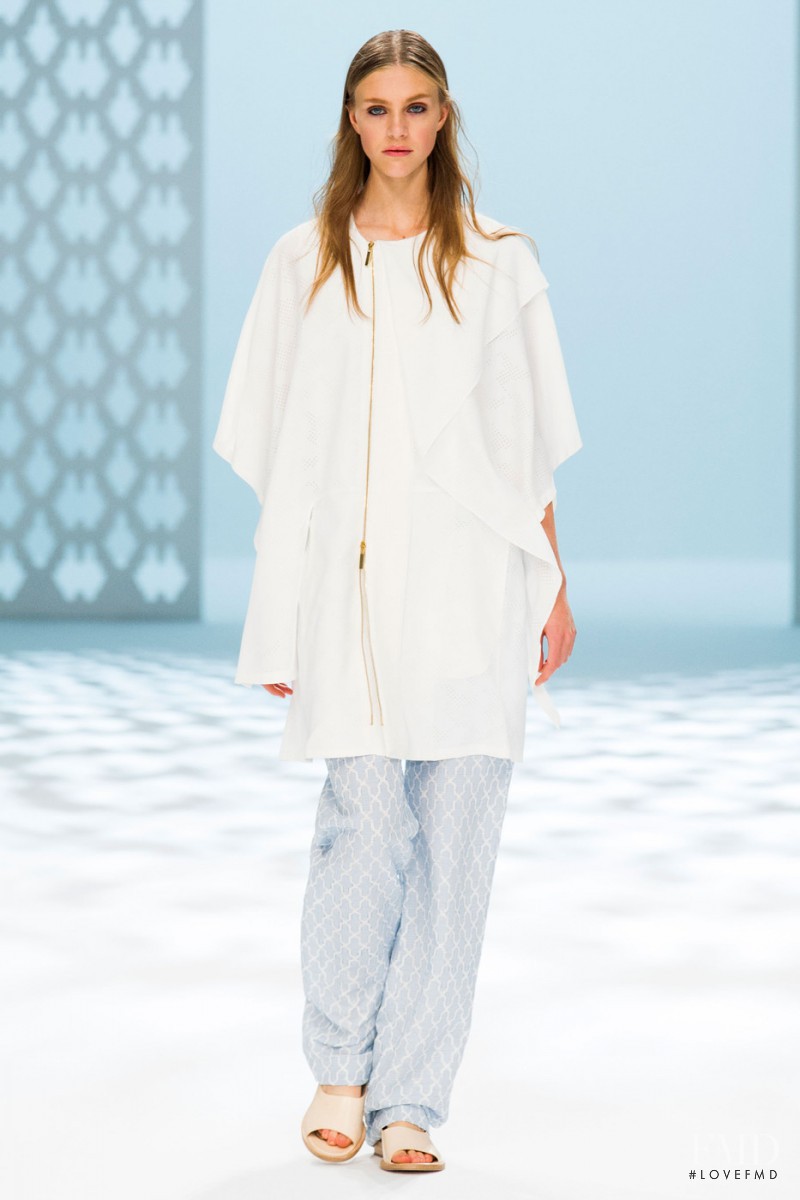 Hussein Chalayan fashion show for Spring/Summer 2015