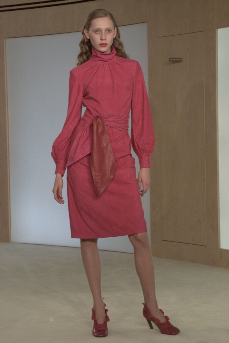 Bottega Veneta fashion show for Autumn/Winter 2000