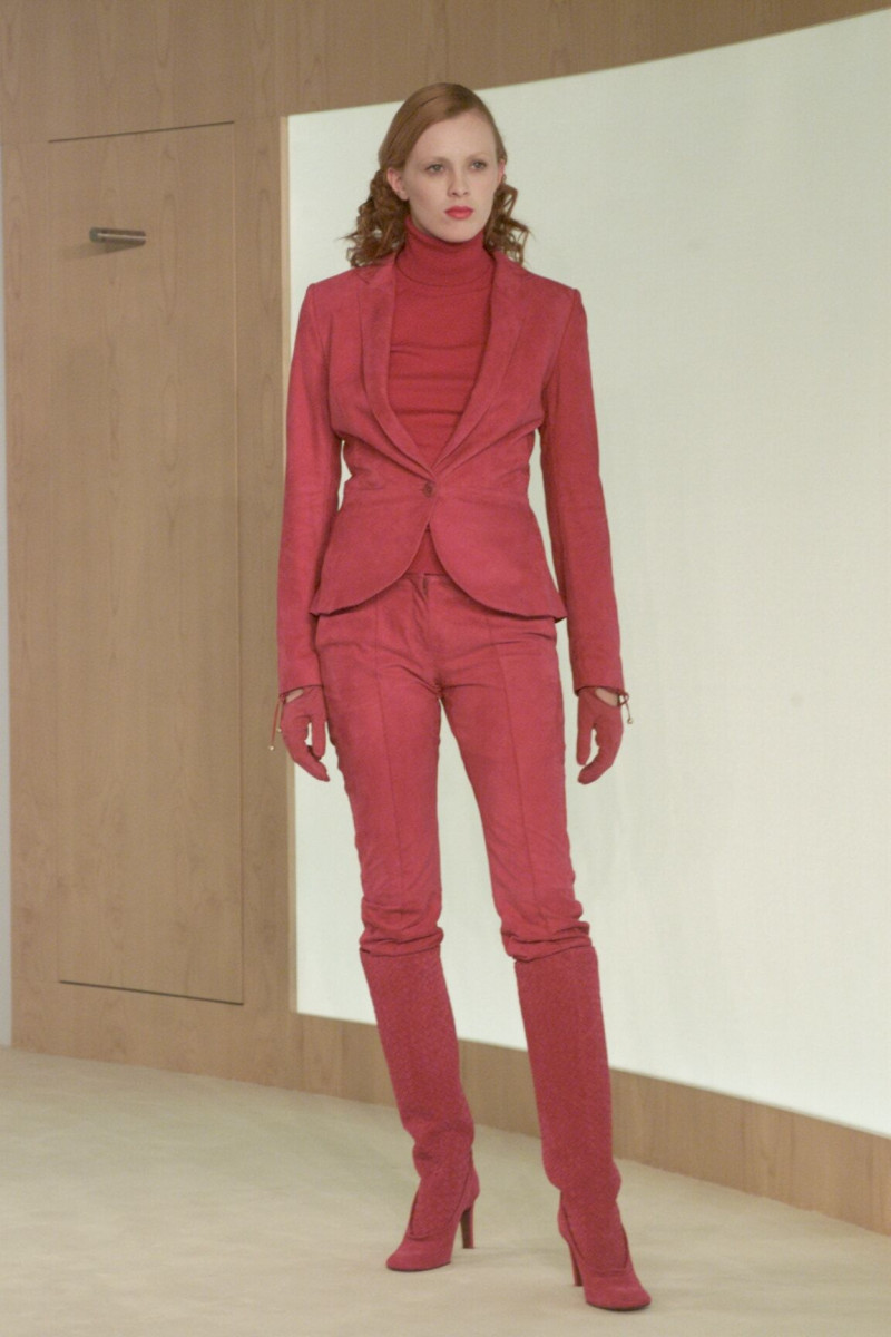 Bottega Veneta fashion show for Autumn/Winter 2000