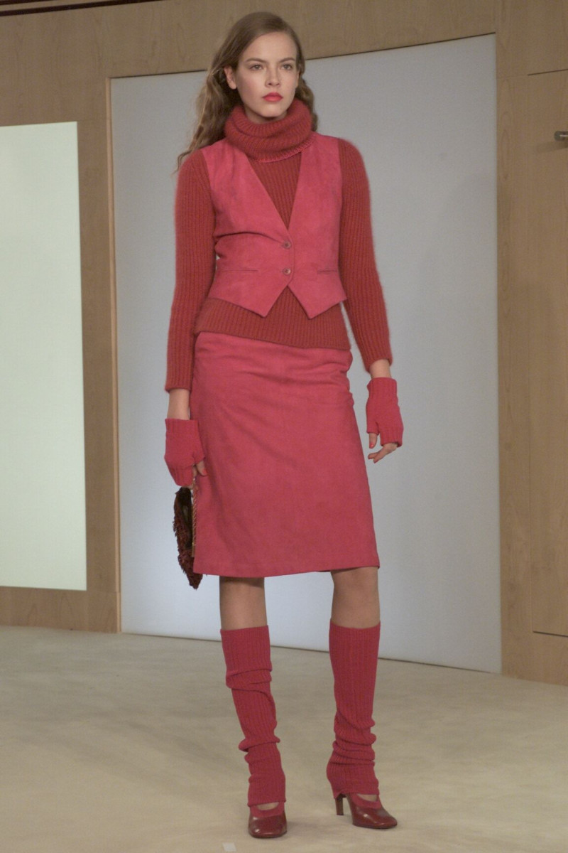 Bottega Veneta fashion show for Autumn/Winter 2000