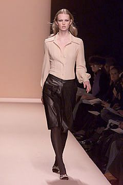 Carolina Herrera fashion show for Autumn/Winter 2000