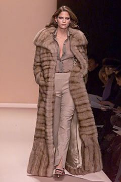 Carolina Herrera fashion show for Autumn/Winter 2000