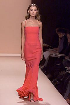 Carolina Herrera fashion show for Autumn/Winter 2000