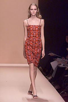 Carolina Herrera fashion show for Autumn/Winter 2000