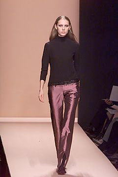 Carolina Herrera fashion show for Autumn/Winter 2000