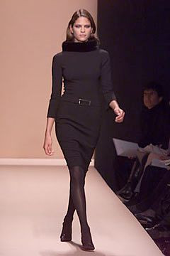Carolina Herrera fashion show for Autumn/Winter 2000