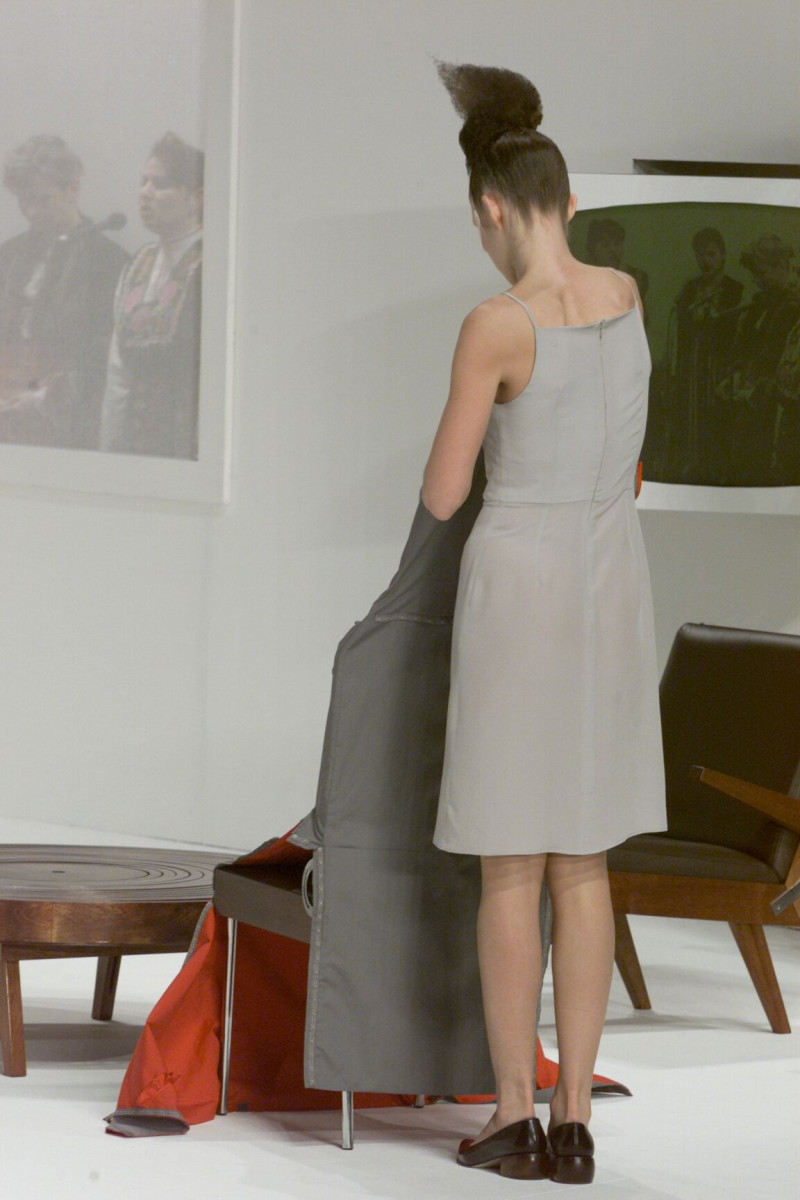Hussein Chalayan fashion show for Autumn/Winter 2000