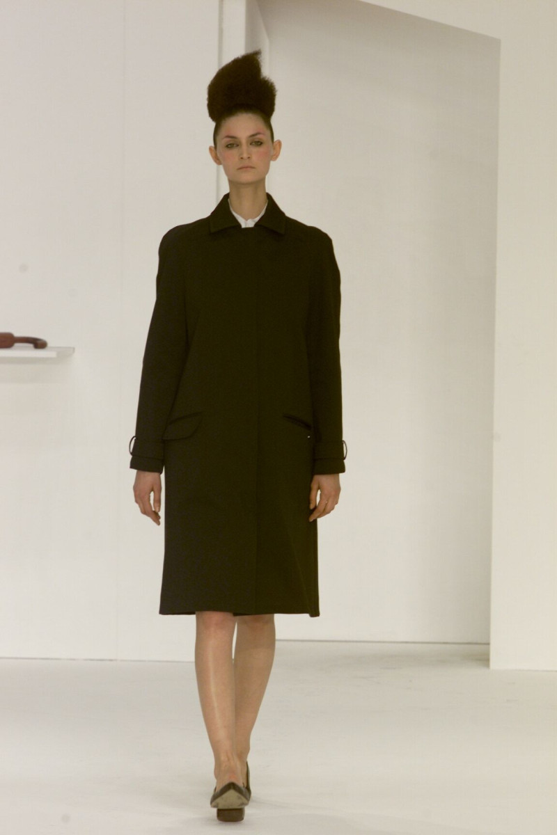 Hussein Chalayan fashion show for Autumn/Winter 2000