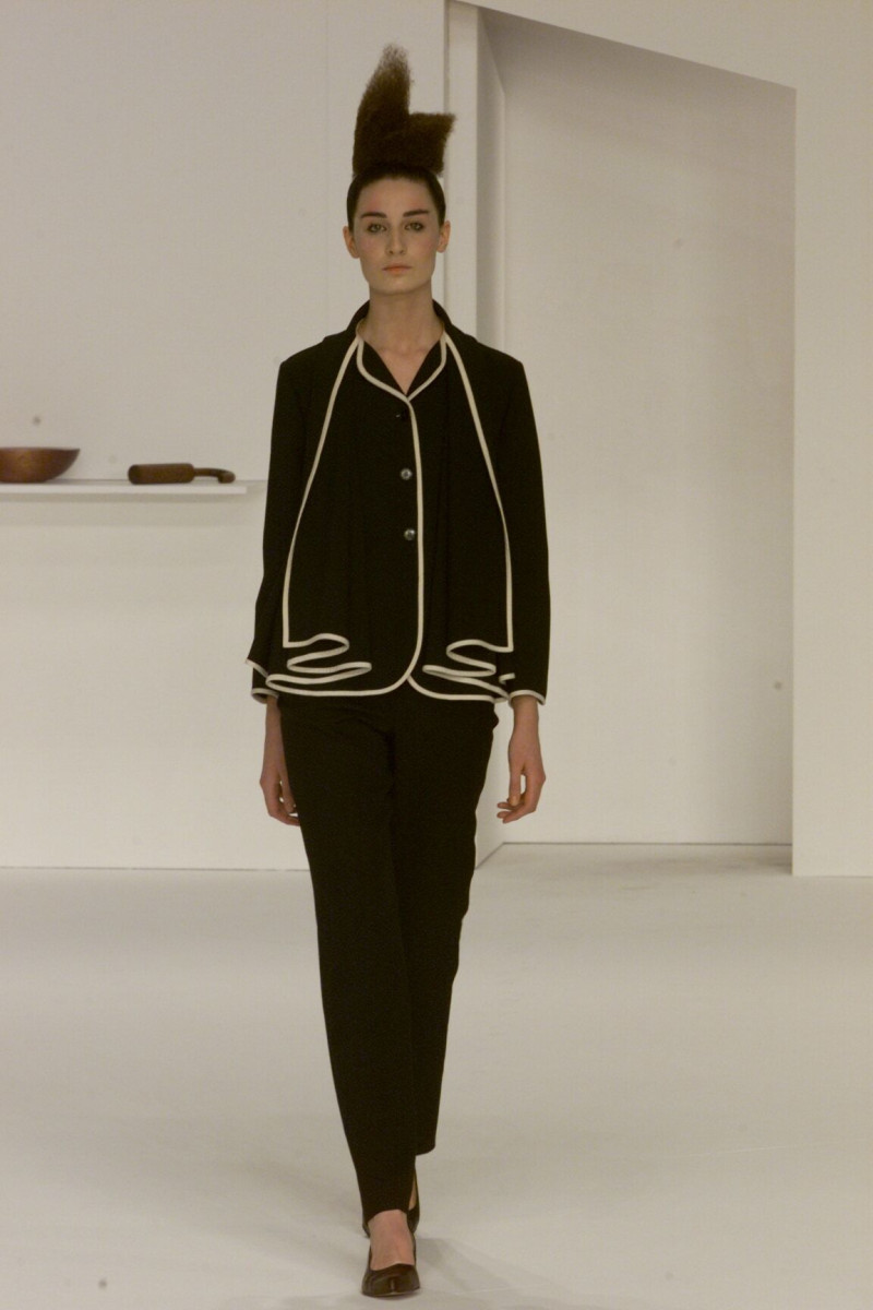 Hussein Chalayan fashion show for Autumn/Winter 2000